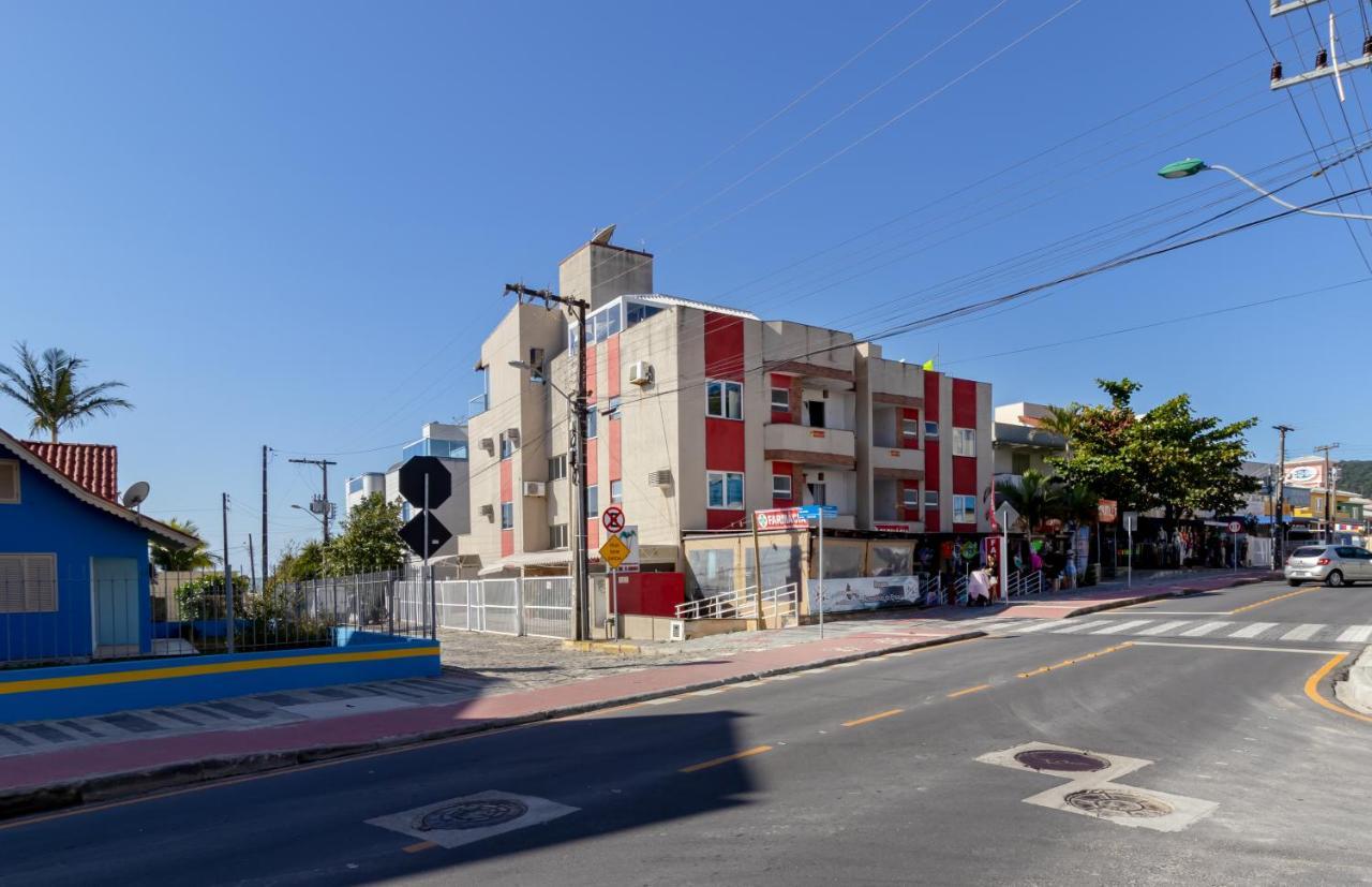 Apartment Residencial 20m & Frente Avenida *