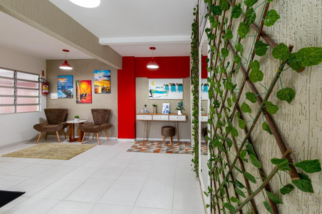 Residencial 20m & Frente Avenida Bombinhas