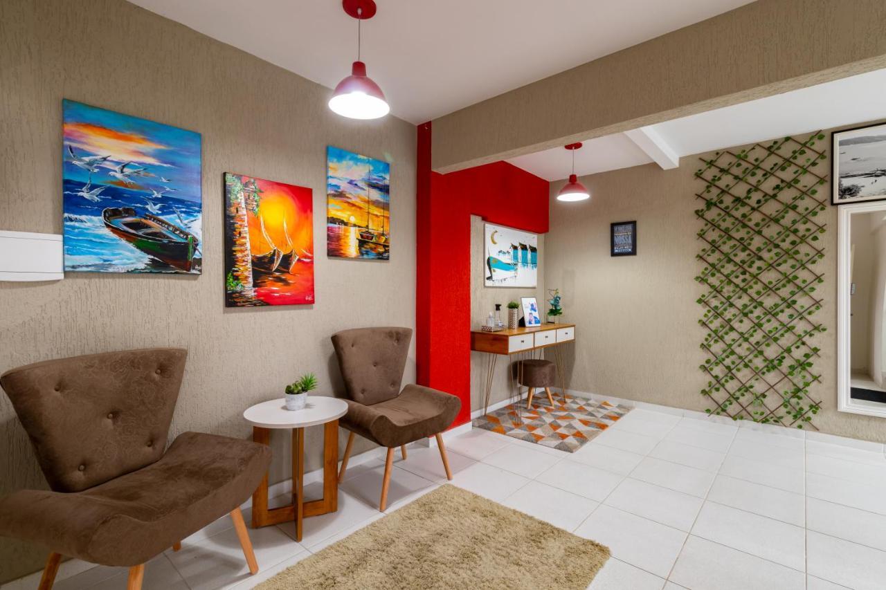 Apartment Residencial 20m & Frente Avenida Bombinhas