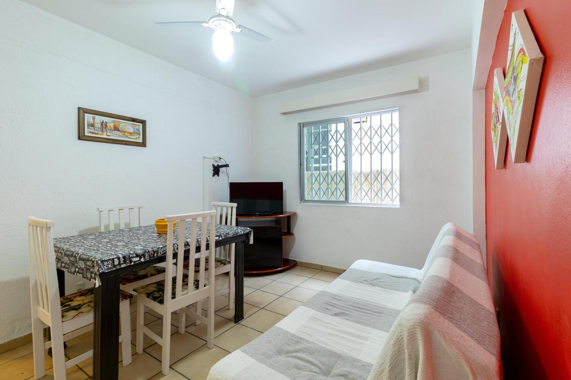 Residencial 20m & Frente Avenida Apartment