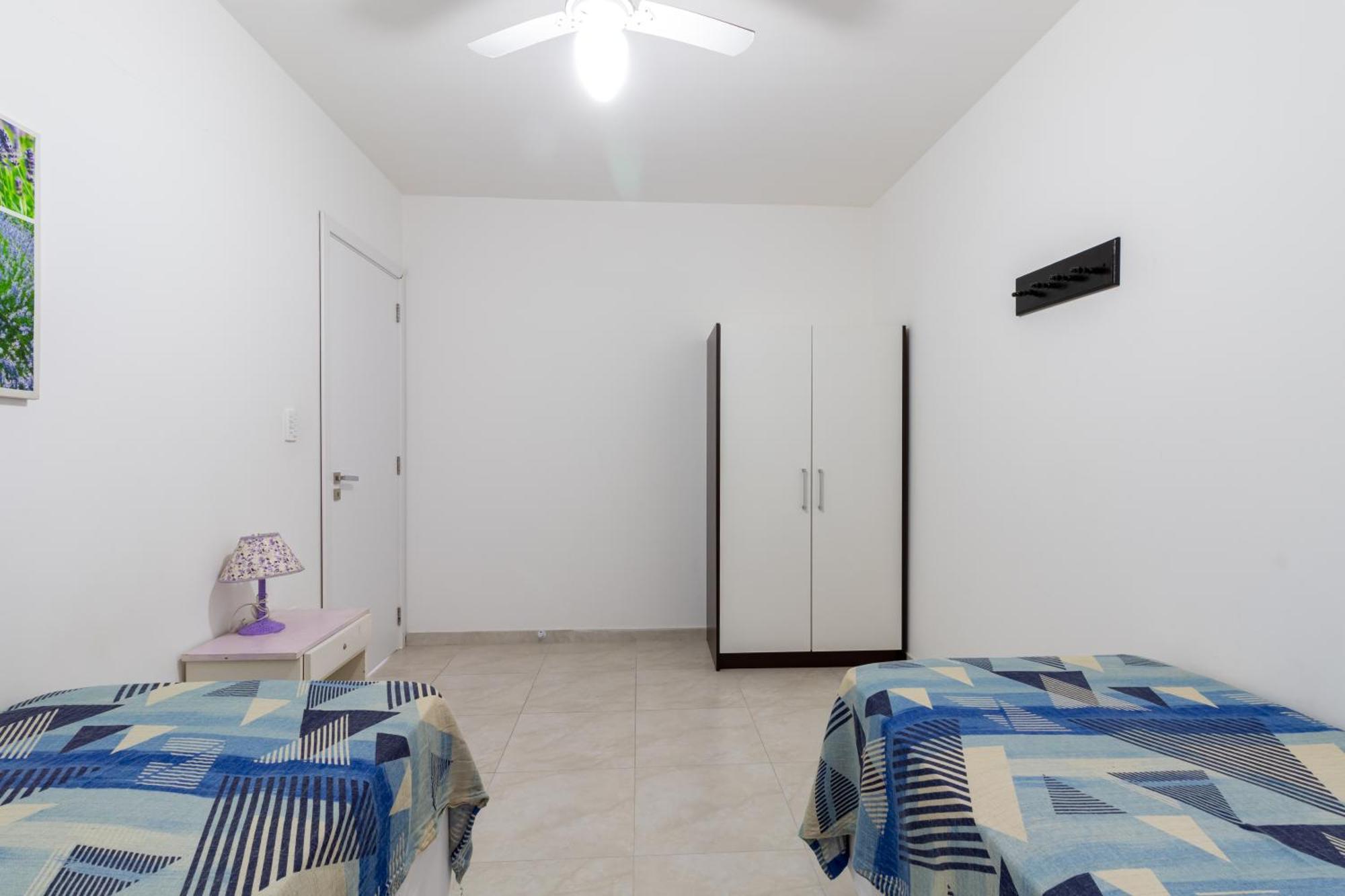 Apartment Residencial 20m & Frente Avenida *