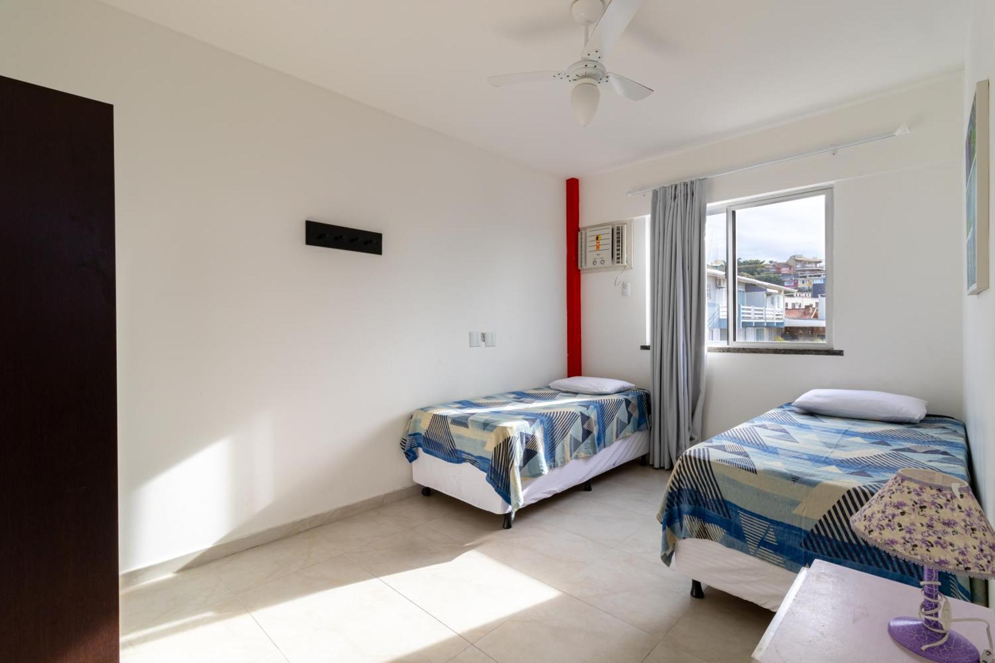 Apartment Residencial 20m & Frente Avenida Bombinhas