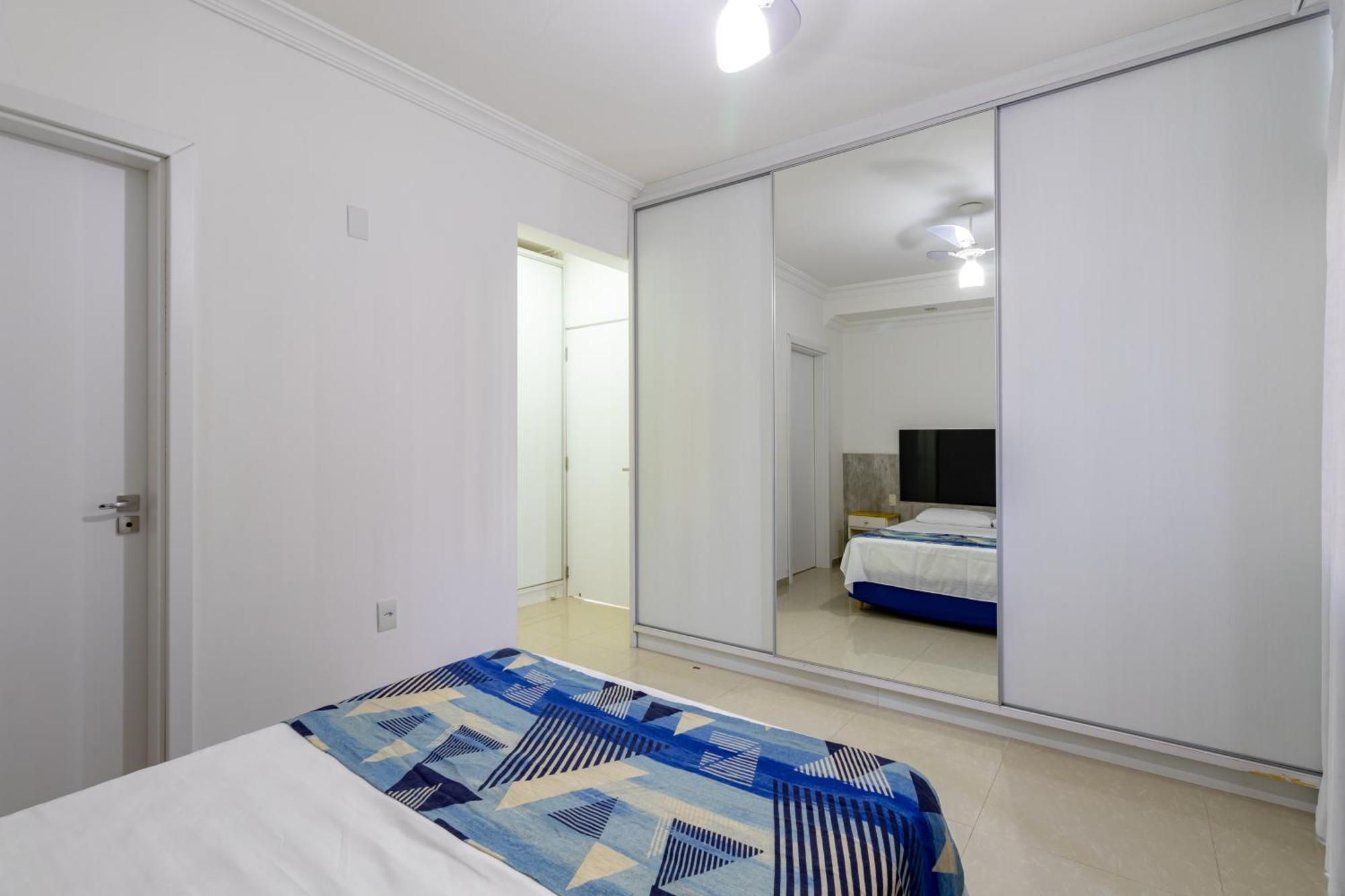 Residencial 20m & Frente Avenida Apartment *