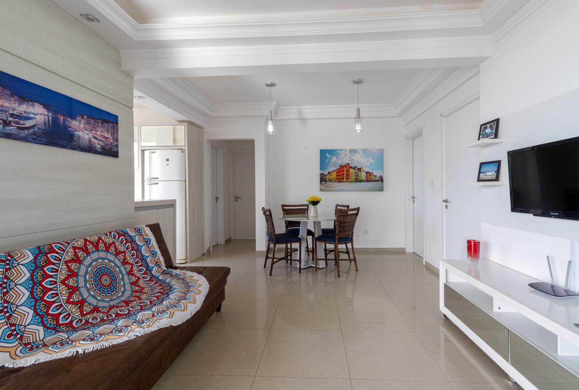 Residencial 20m & Frente Avenida * Bombinhas