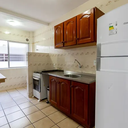 Residencial 20m Praia Central&Frente Avenida Bombinhas Habitación foto
