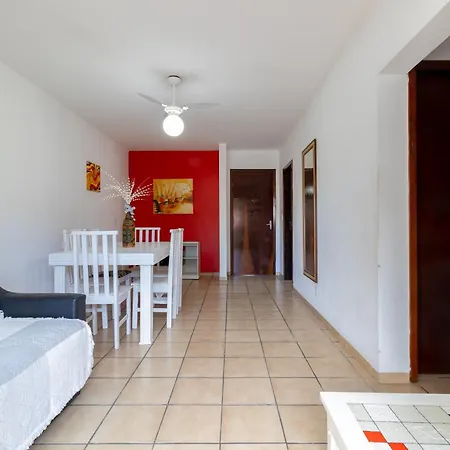 Residencial 20m Praia Central&Frente Avenida Bombinhas Habitación foto